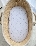 My Sweet Baby Prześcieradło bawełniane do kosza Mojżesza Boho wózka gondoli 75x35 cm - Mini gwiazdki szare
