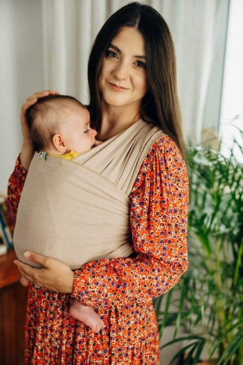 Chusta do noszenia dzieci, elastyczna - Nude Beige - rozmiar standardowy 5.0 m