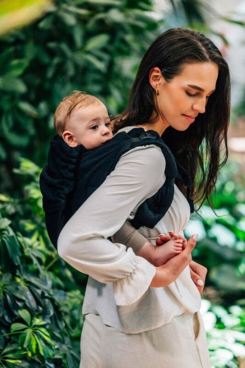 Nosidło Klamrowe Onbuhimo PRO z tkaniny żakardowej (59% bawełna, 41% wełna merino), rozmiar Toddler - PAWI OGON - PITCH BLACK