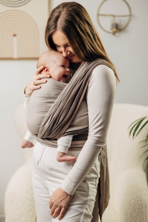 Moja pierwsza chusta do noszenia dzieci, tkana splotem jodełkowym, bawełna - MAŁA JODEŁKA BABY CAFFE LATTE - rozmiar M (drugi ga