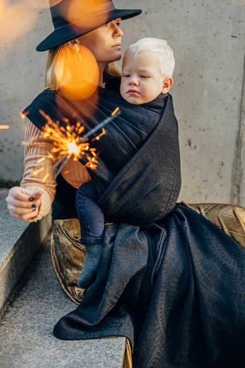 Żakardowa chusta do noszenia dzieci, 59% bawełna, 41% wełna merino - PAWI OGON - PITCH BLACK - rozmiar L