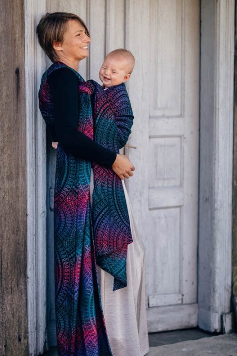 Żakardowa chusta do noszenia dzieci, 60% bawełna, 28% wełna merino, 8% jedwab, 4% kaszmir - PAWI OGON - CZARNY OPAL - rozmiar L