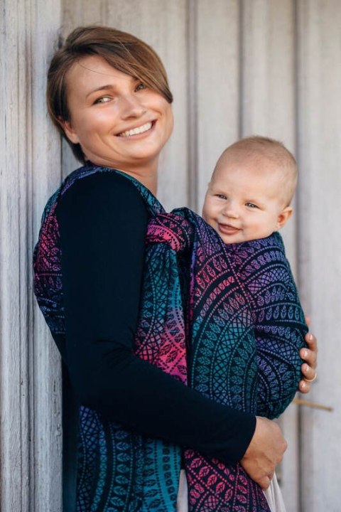 Żakardowa chusta do noszenia dzieci, 60% bawełna, 28% wełna merino, 8% jedwab, 4% kaszmir - PAWI OGON - CZARNY OPAL - rozmiar S