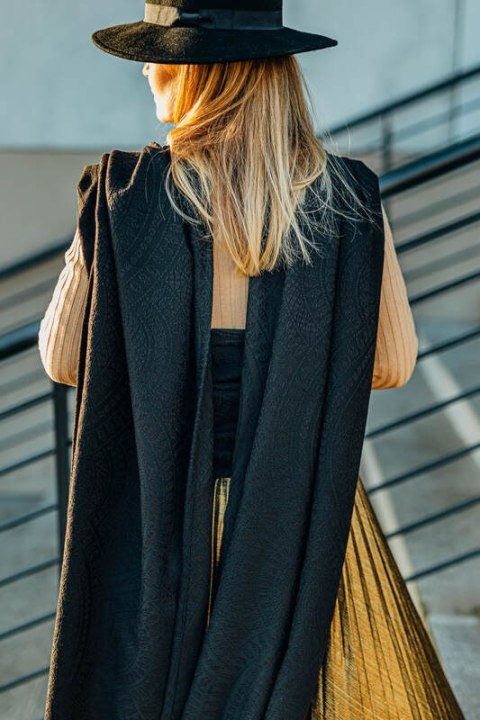 Żakardowa chusta do noszenia dzieci, 59% bawełna, 41% wełna merino - PAWI OGON - PITCH BLACK - rozmiar XS