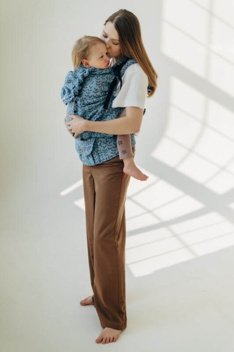 Nosidełko LennyPreschool z tkaniny żakardowej 100% bawełna, rozmiar preschool - ZACZAROWANY ZAKĄTEK - FAIRY